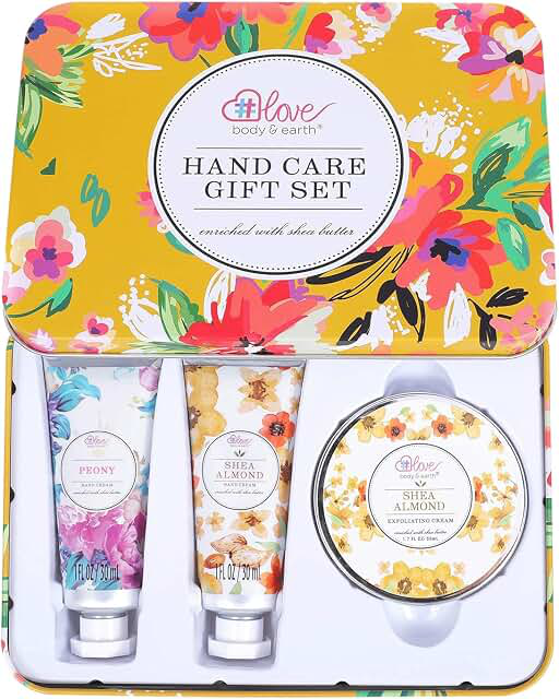 BODY & EARTH Hand Cream Gift Set 3 Pieces product photograph